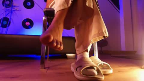 Snapshot of pia_mo chatting on 11/10/25, 01:59 Special Couple Show - WELCOME TO XMAS 5 and 6 December - 2 at 8 pm COL hour online show from 11/10/25, 01:59