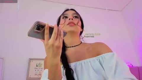 Snapshot of pia_stone1 chatting on 11/04/25, 07:46 Liz online show from 11/04/25, 07:46