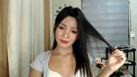 Snapshot of pia_xxx chatting on 06/07/26, 04:55 Pia online show from 06/07/26, 04:55