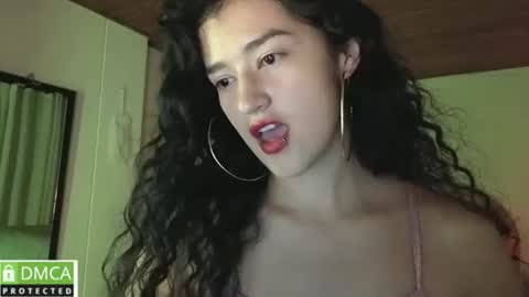 piama_burnss online show from 06/17/26, 11:49