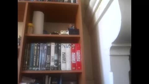 Snapshot of pichoun71 chatting on 02/23/25, 10:39 pichoun71 online show from 02/23/25, 10:39