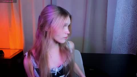 Snapshot of pickanicole chatting on 06/10/26, 09:52 Adeline online show from 06/10/26, 09:52