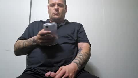 pickleback69 online show from 10/08/25, 09:18