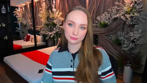 Emelie online show from 12/16/24, 11:01