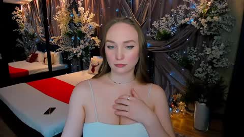 Emelie online show from 12/18/24, 05:00