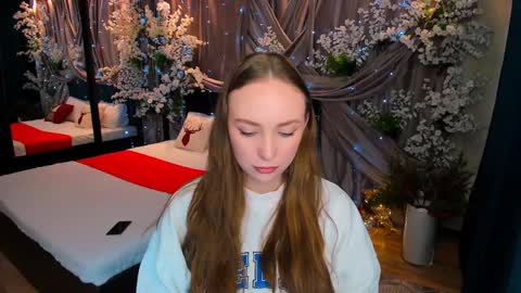 Emelie online show from 12/27/24, 10:01