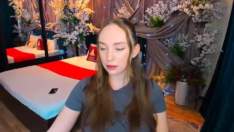 Emelie online show from 01/14/25, 10:06