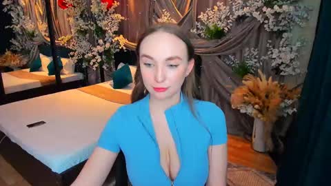 Emelie online show from 02/24/25, 11:09