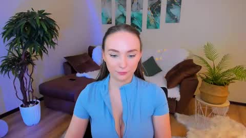 Emelie online show from 02/27/25, 10:31