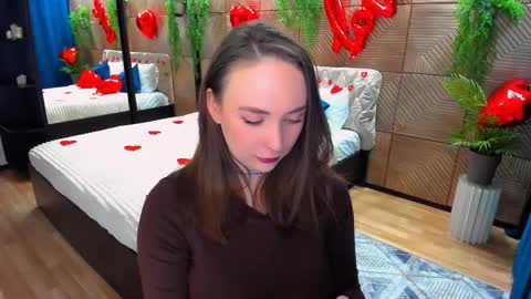 Emelie online show from 02/15/26, 07:10