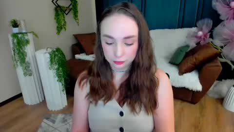 Emelie online show from 05/13/26, 10:12