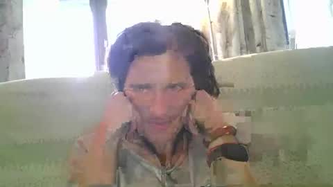 PIEDINIECOLLANT online show from 11/15/25, 02:02