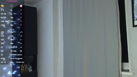 Snapshot of piera_ chatting on 10/12/25, 06:51 Piera online show from 10/12/25, 06:51