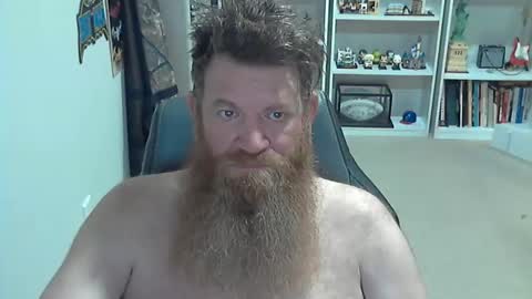 Snapshot of pierced2878 chatting on 04/16/26, 01:17 pierced2878 online show from 04/16/26, 01:17