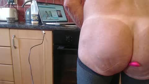 Snapshot of piercedcock069 chatting on 10/05/25, 08:23 piercedcock069 online show from 10/05/25, 08:23