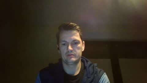 Snapshot of piercingsxxx chatting on 01/11/25, 06:44 piercingsxxx online show from 01/11/25, 06:44