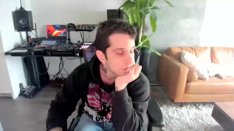 Pierre Fitch online show from 03/09/25, 09:36