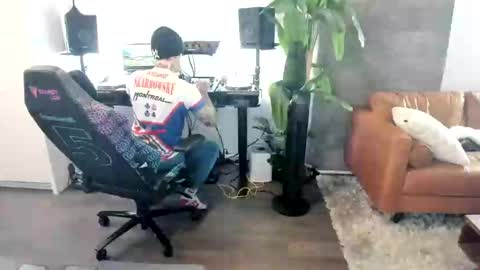 Pierre Fitch online show from 03/12/25, 12:42