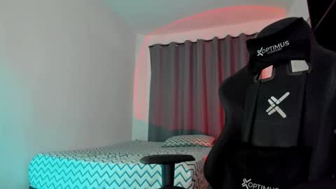 Snapshot of pierrevidal chatting on 12/01/25, 10:15 Pierre online show from 12/01/25, 10:15