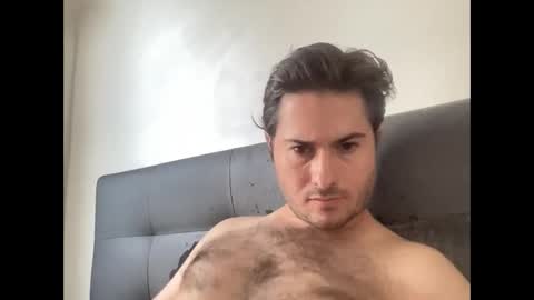 pierrot462900 online show from 10/18/25, 08:15