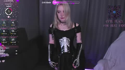 Snapshot of piginnya chatting on 05/11/26, 03:40 piginnya online show from 05/11/26, 03:40