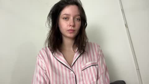 Trisha     online show from 01/04/25, 08:28