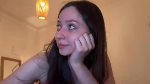 Snapshot of pileacadieri__ chatting on 05/18/26, 10:37 Trisha online show from 05/18/26, 10:37