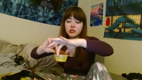 Snapshot of pillogoddess chatting on 02/03/25, 06:34 PilloGoddess online show from 02/03/25, 06:34