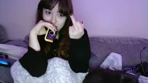 Snapshot of pillogoddess chatting on 02/28/25, 07:58 PilloGoddess online show from 02/28/25, 07:58