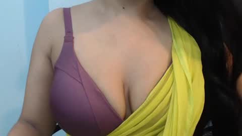 Sayra online show from 06/02/26, 06:54