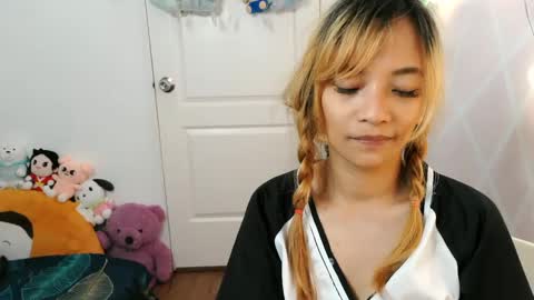 pinay beauty14 online show from 01/29/25, 03:33