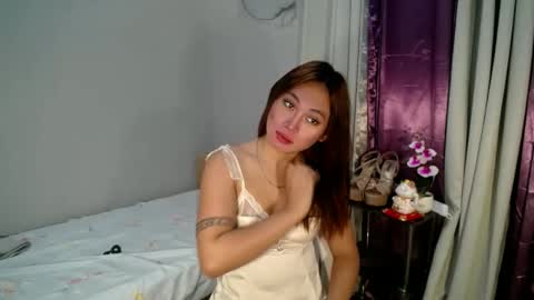 Jen online show from 02/08/25, 03:41