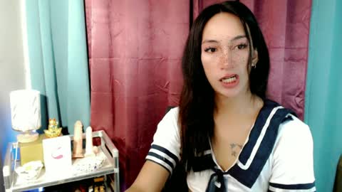 lucyLove online show from 06/22/26, 05:04