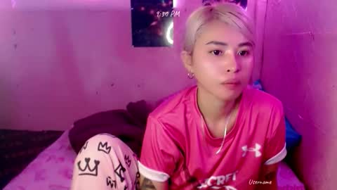 Snapshot of pinay_romancee chatting on 02/14/26, 01:35 pinay_romancee online show from 02/14/26, 01:35