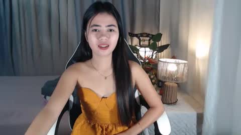 Snapshot of pinay_sharmelyn chatting on 02/27/26, 04:29 sharmelynbebe online show from 02/27/26, 04:29