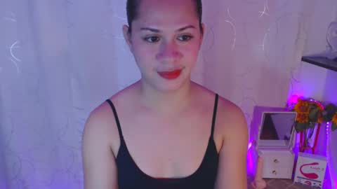 pinay_shawnx online show from 12/19/24, 12:12
