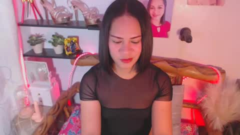 pinay_shawnx online show from 02/02/25, 12:13