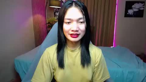 Shenna online show from 09/18/25, 11:01