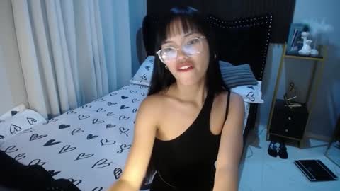 dee online show from 02/18/25, 08:36