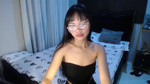 dee online show from 02/19/25, 10:56