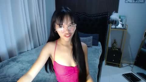 dee online show from 03/06/25, 10:52