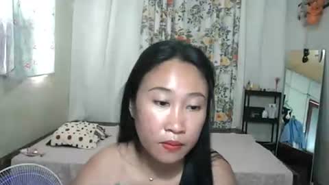 yumie  online show from 06/08/26, 01:28