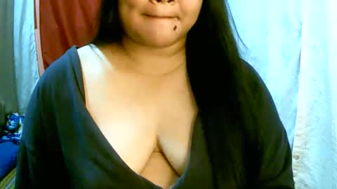 Snapshot of pinayjona chatting on 09/27/25, 11:15 pinayjona online show from 09/27/25, 11:15