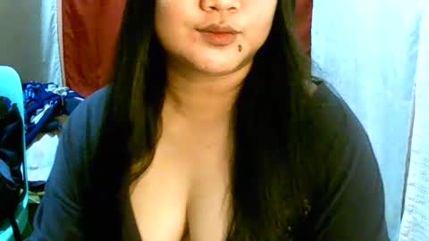 Snapshot of pinayjona chatting on 10/29/25, 10:06 pinayjona online show from 10/29/25, 10:06