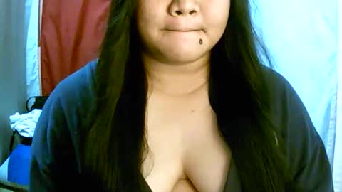 Snapshot of pinayjona chatting on 11/02/25, 12:18 pinayjona online show from 11/02/25, 12:18