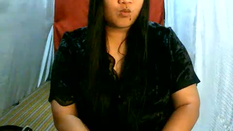 pinayjona online show from 05/25/26, 12:00