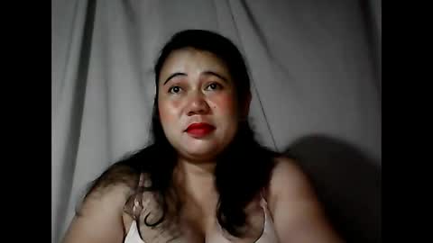 pinaymama12345 online show from 10/25/25, 10:37
