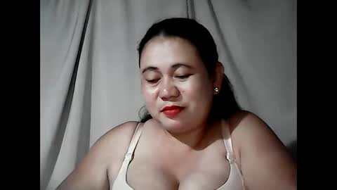 pinaymama12345 online show from 05/17/26, 02:13