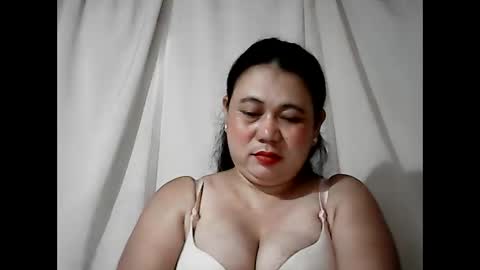 pinaymama12345 online show from 06/03/26, 11:21
