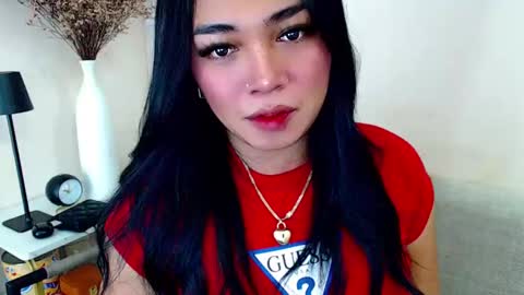 Snapshot of pinaymorena69 chatting on 01/08/25, 05:27 Just cath  online show from 01/08/25, 05:27